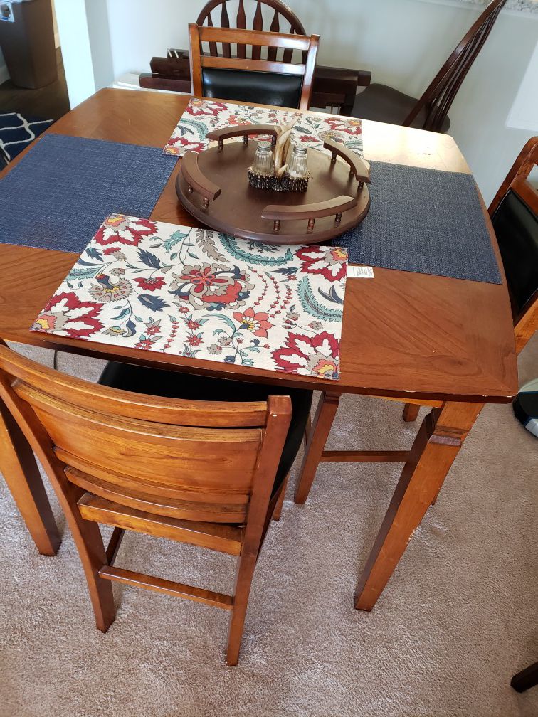 Wooden table & 4 chairs
