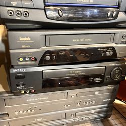 VCR VHS PLAYER DVD PLAYER COMBO RECORDER SONY Panasonic 