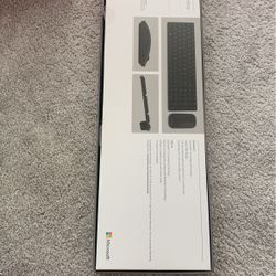 Microsoft designer keyboard And Wireless Mouse