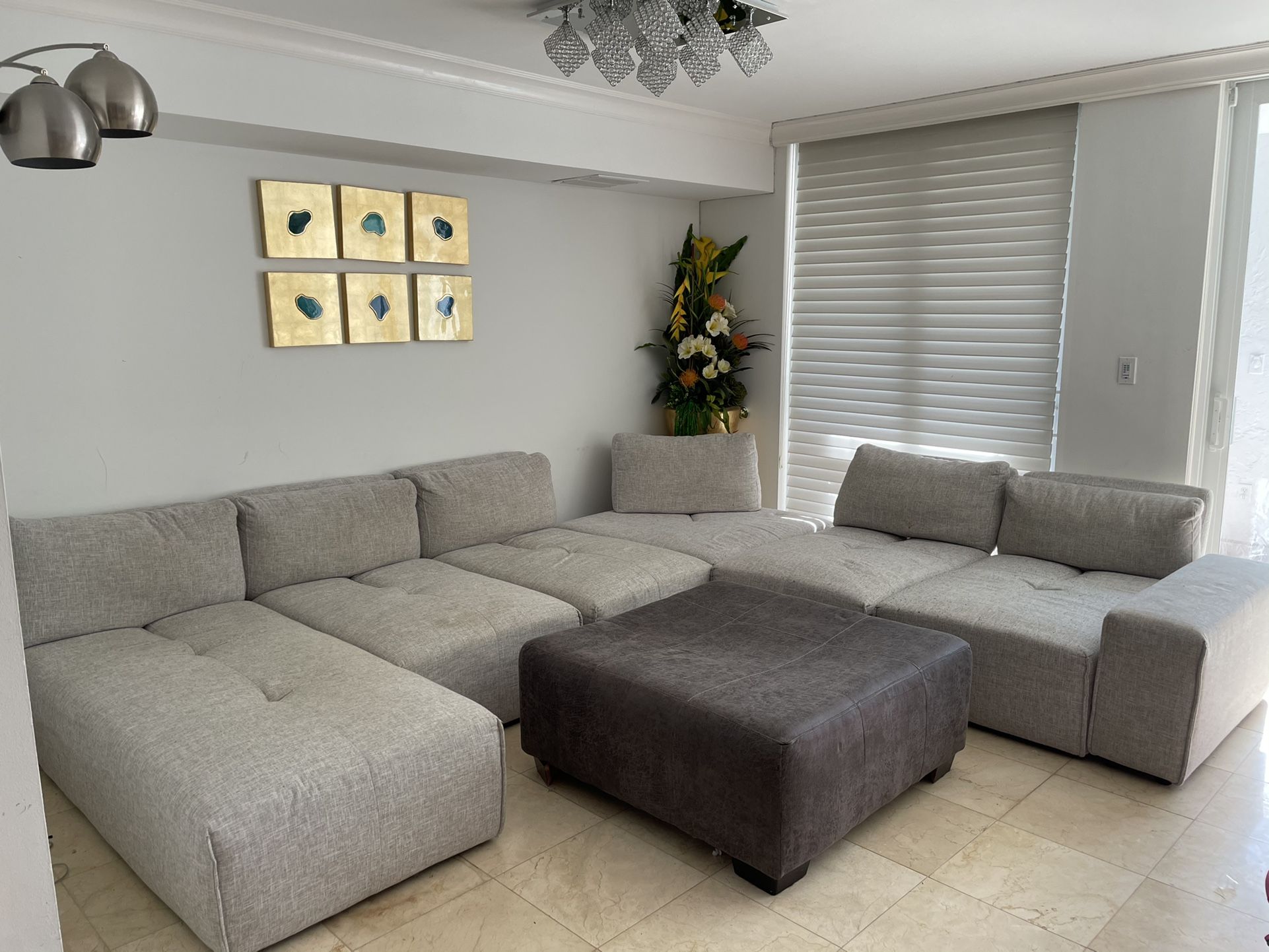 Laney Park Dark Gray 6 Pc Sectional