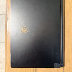 MSI GS65 Stealth Thin 8RE - Gaming Laptop 