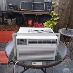GE Air Cond. 8,000 BTU