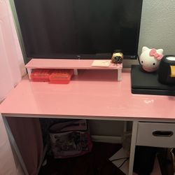 Pink Desk And Chair