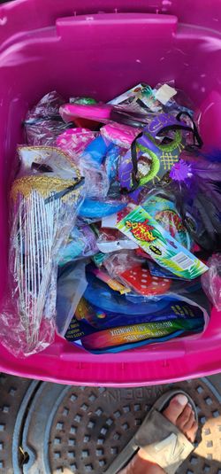 Masks party favors