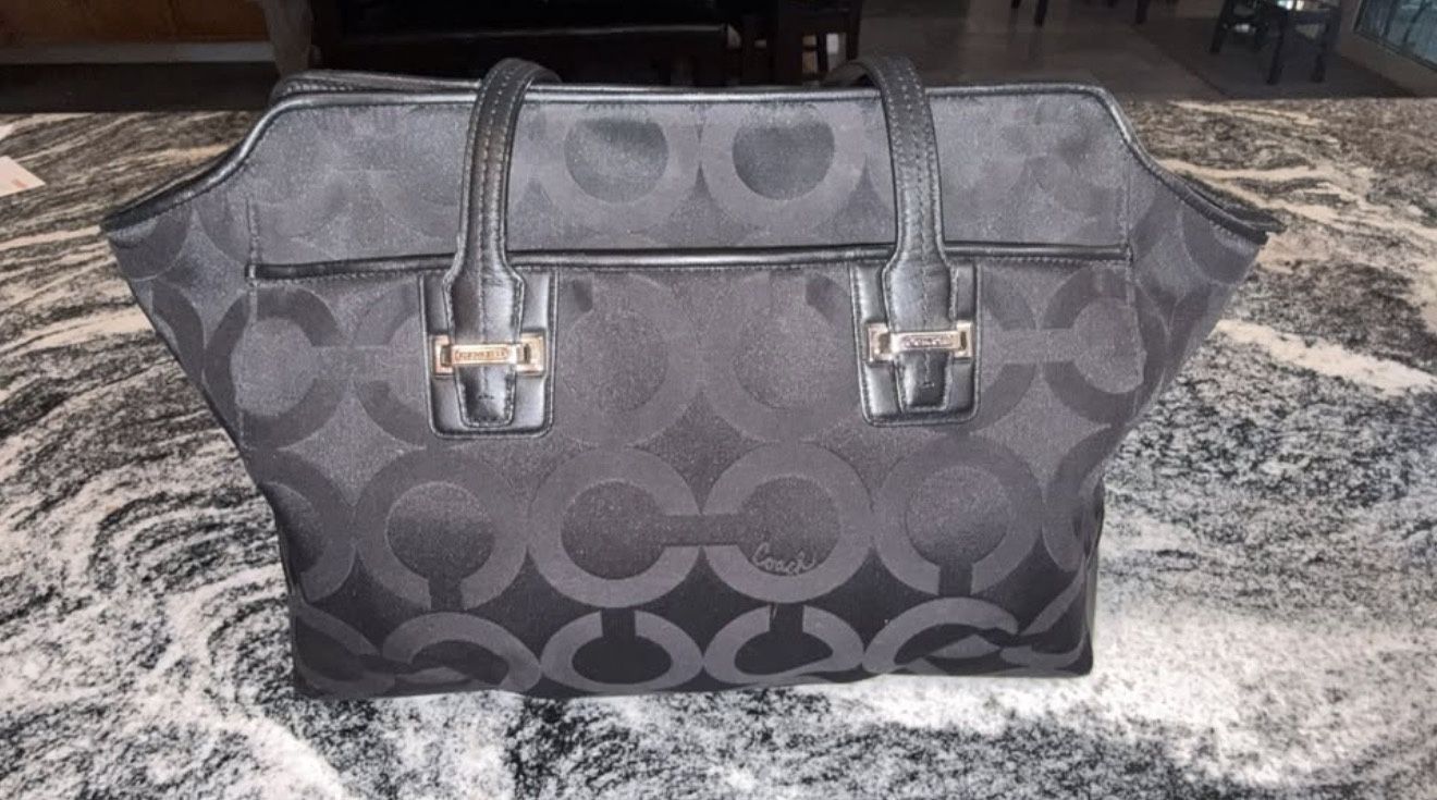 EUC Coach Taylor Op Art Alexis F25501 Black Sateen Leather Trim Carryall Handbag