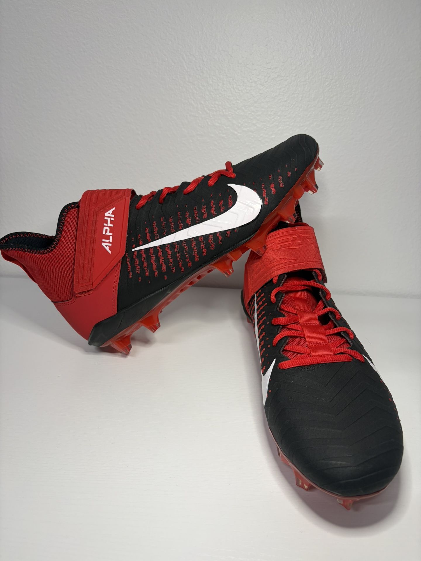 Nike Alpha Menace Pro 2 Mid Football Black Red BV3945-600 Men Sz 13.5 New No Box