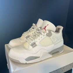 Air Jordan 4 Retro “white Oreo” size 10.5