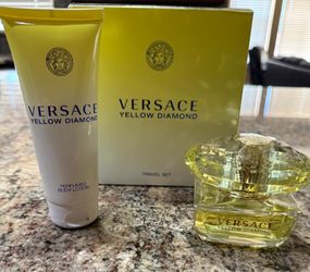 NEW Versace yellow diamond 1.7 oz eau  de toilette and 3.4 oz lotion