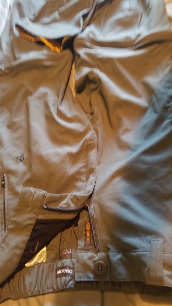 Craghopp cargo pants. Size large
