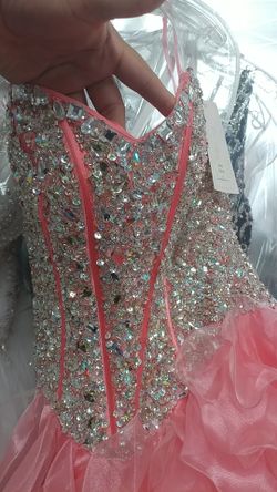 Brand new Coral quinceanera dress sweet 16 size small