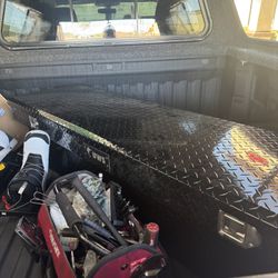Mint Condition Toolbox For Chevy Truck Bed(black)with Keys To Lock And Unlock
