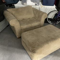 Sofa Chair with Ottoman