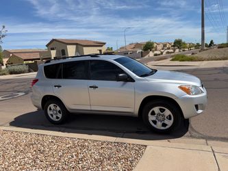 2010 Toyota rv4