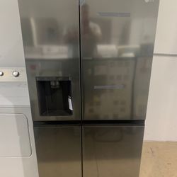 LG refrigerator side by side new scratch and dent dark stainless 