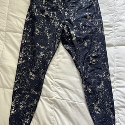 LIKE NEW - Women’s Puma Train All Day Leggings - XL