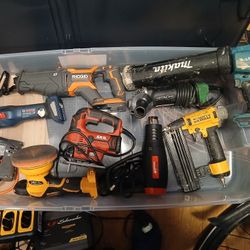 Milwaukee Makita Tool Bundle - Impact Driver Drill Grinder Caulk Gun Roto Hammer