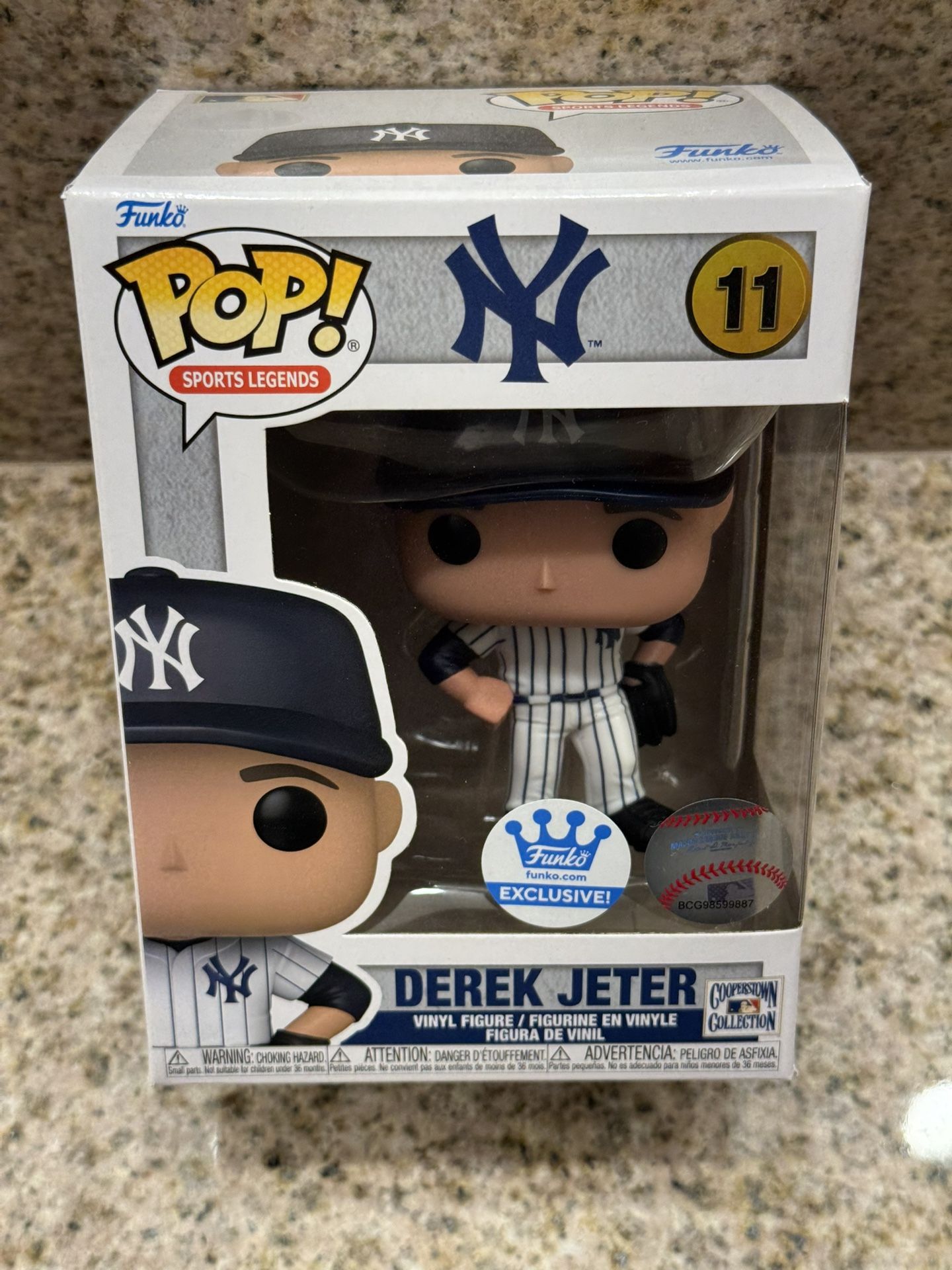 Funko Pop! Sports Legends Official MLB Derek Jeter Funko Shop Exclusive New York Yankees Vinyl Figure Figurine Toy 11