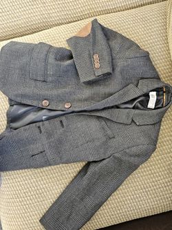 Boys Size 3t to 4t Gray  Blazer