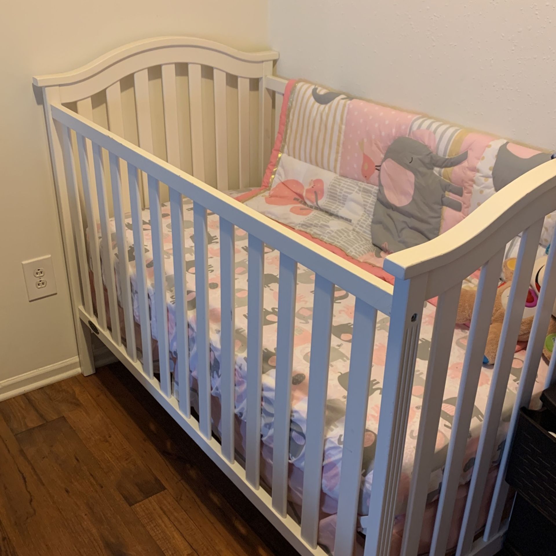 Crib And bedding