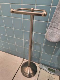 Gatco 1436SN pedestal toilet paper holder