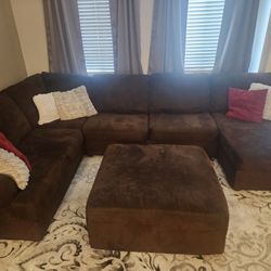 Sectional With Ottoman 