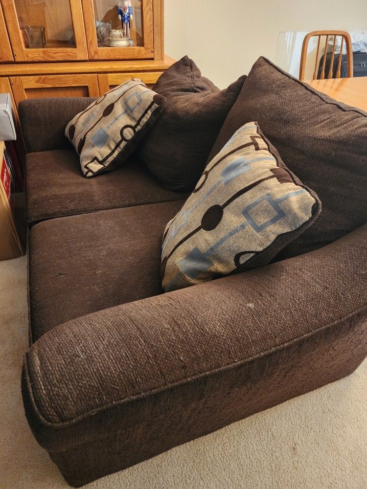 Couch & Loveseat (Pillows Included)