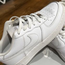 Nike Air Force 1 6Y for Sale in Menifee CA OfferUp