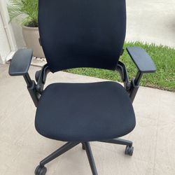 Steelcase Leap Office Chair 