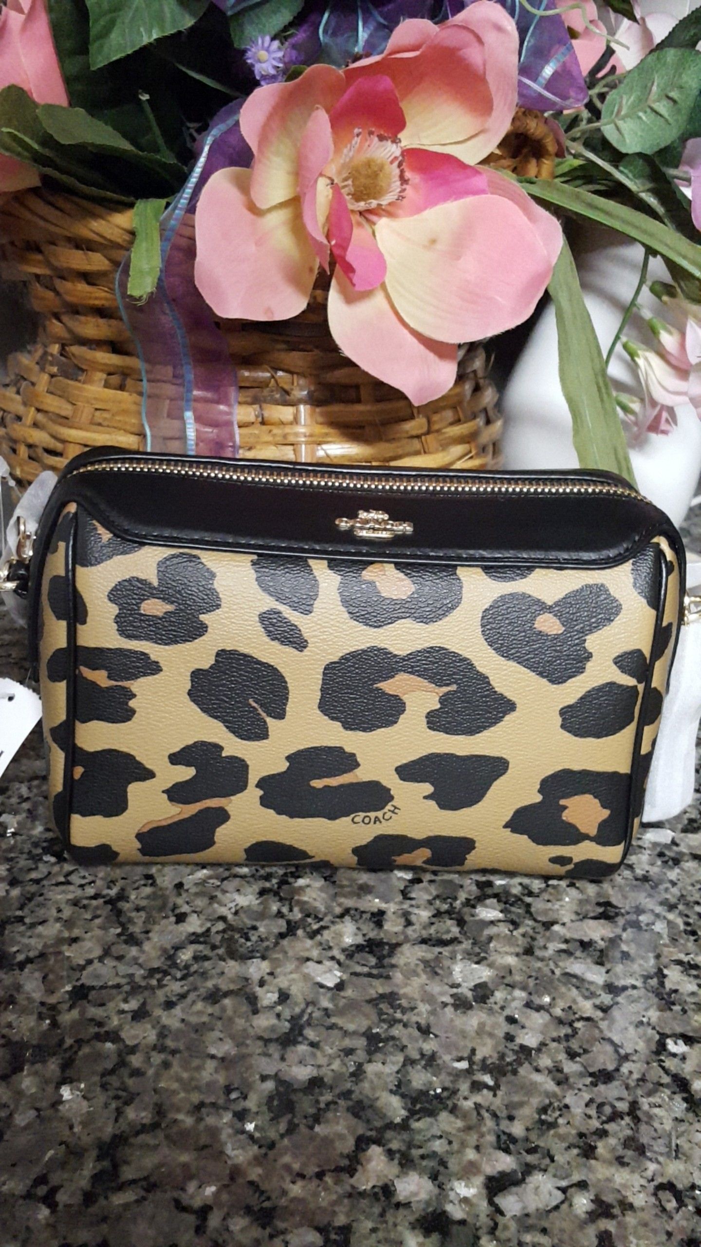 COACH Bennett Crossbody choice of 2 prints..see pics)