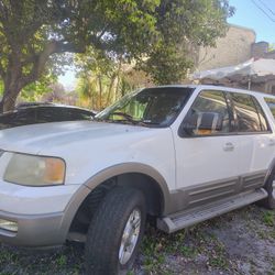 2003 Ford Expedition