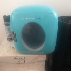 Fridgidare 12 Can Fridge/Cooler 