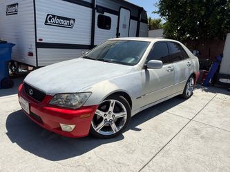 2002 Lexus IS 300