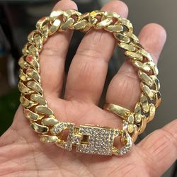 Oro Laminado ... Plated Gold