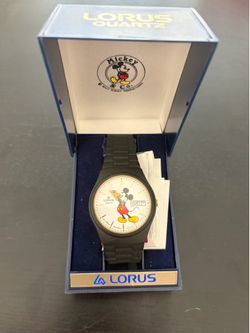 Vintage Lorus Mickey Disney Black Metal Case Y143-7040