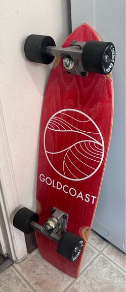 GoldCoast Skateboard - Like New (Pick Up La Jolla)