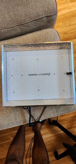 Mars Hydro TS1000 Grow Light