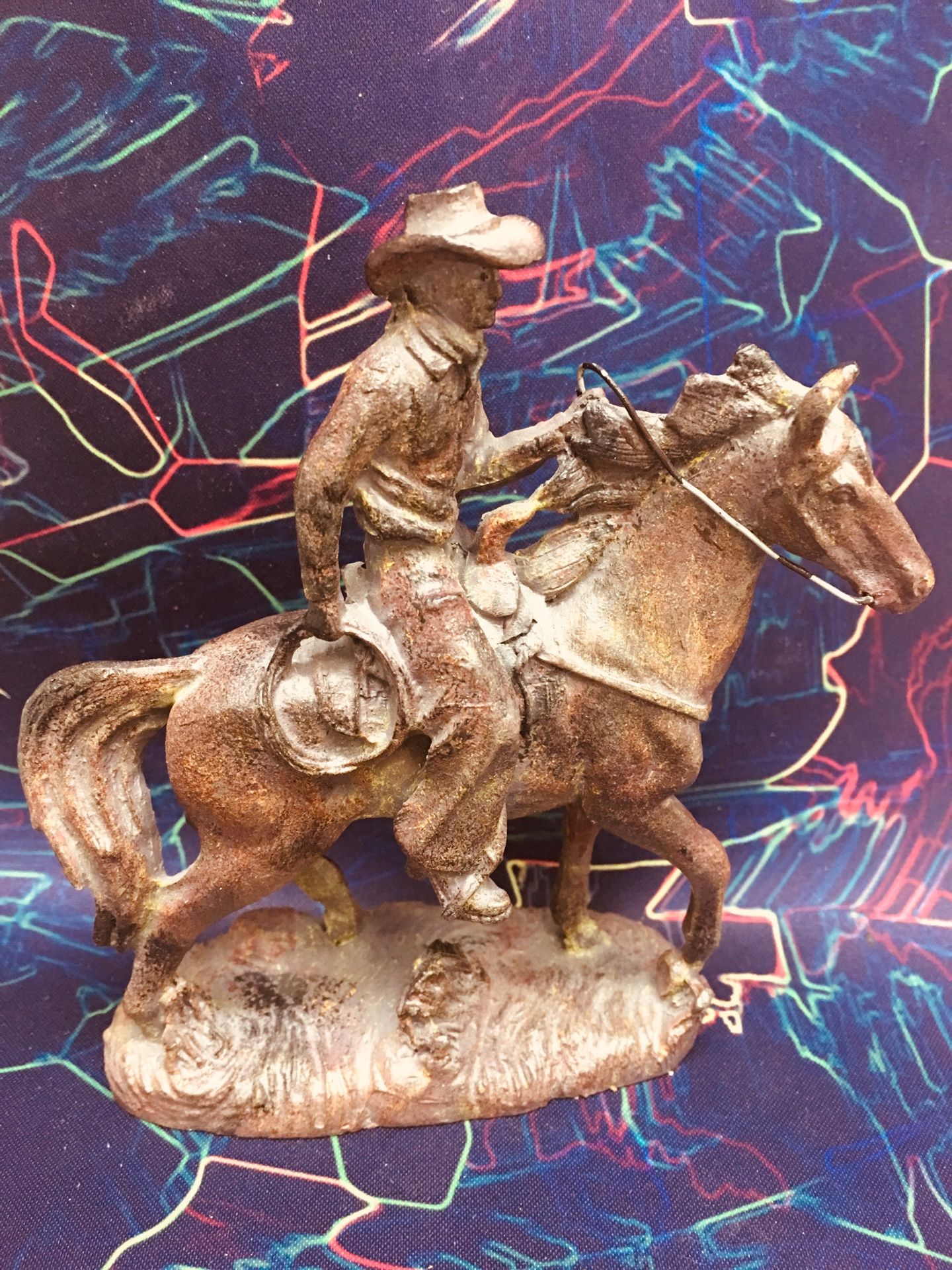 Collectible Western Americana Figures & Statue!