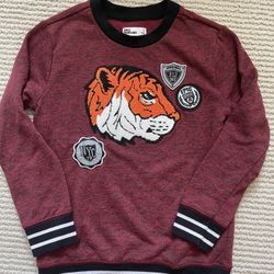 Sweatshirt With Patches (Size 7)