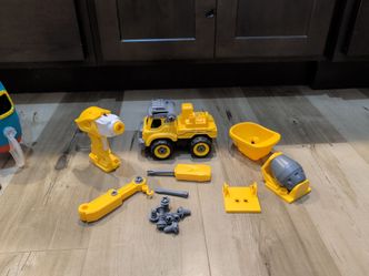 Take apart STEM building truck