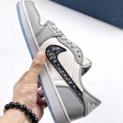 Jordan 1 Low Dior 85