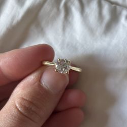 0.89 caret yellow gold engagement ring 