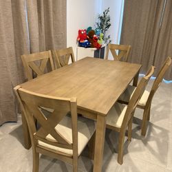 Sanbriar Dining Table Set 