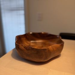 Vintage Mid-Century Hawaiian Monkeypod Wood Scalloped Bowl