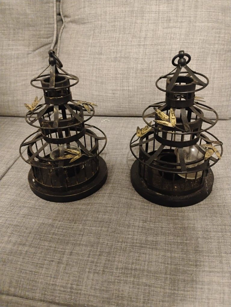 2 Candle Holders