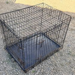 Medium Wire Metal Dog Cage  Size (LxWxH): 22” x 30” x 24”