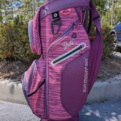 Diva Golf Bag All Zippers Work No Tares