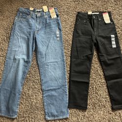 Women'sLevi's jeans size 28x31 and 28x28 $30each  check details for style 