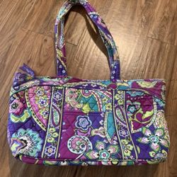 Vera Bradley Purple Zipper Shoulder Bag. Inner pockets