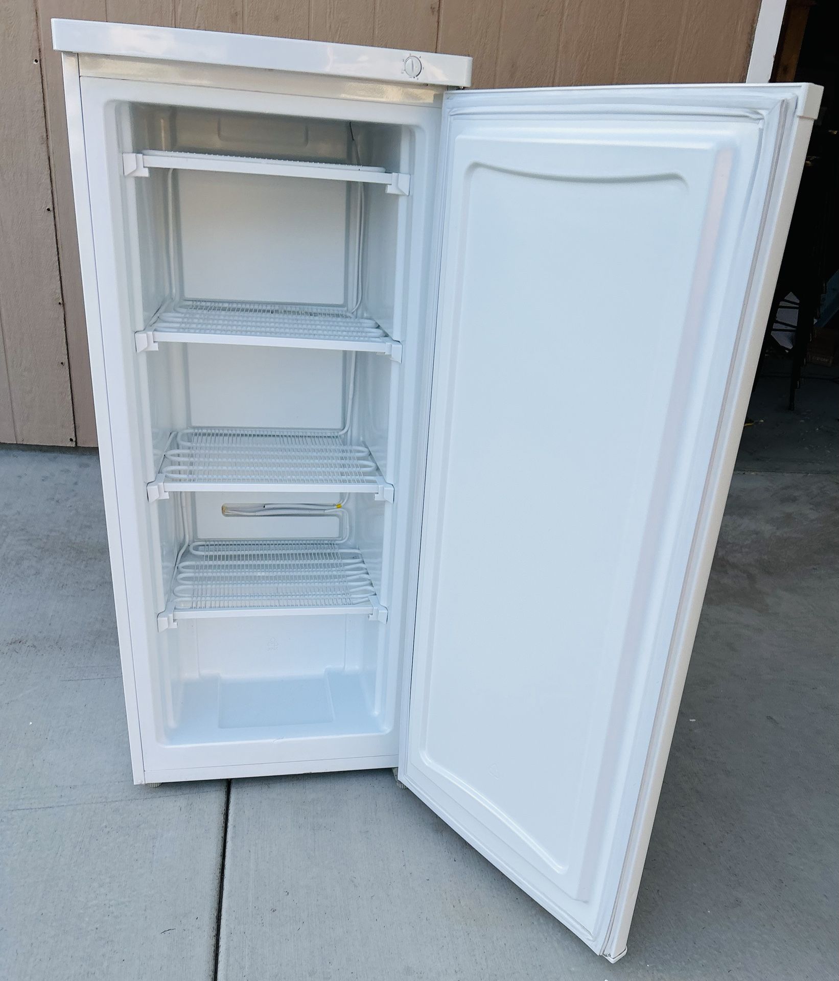 Kenmore Upright Standing Freezer