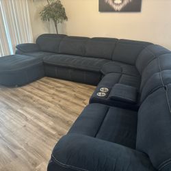 Recliner/Sleeper Sectional 